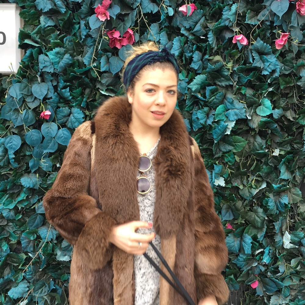 Fur coat - Picture 3 of 5
